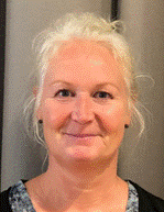Et billede, der indeholder person, kvinde, indend�rs, dame

Automatisk genereret beskrivelse